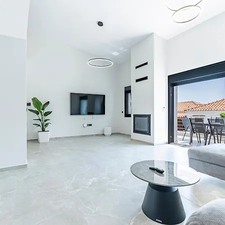 شقة Diomedes Complex نيا سكيوني