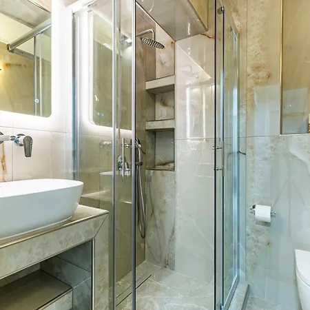 Diomedes Complex نيا سكيوني